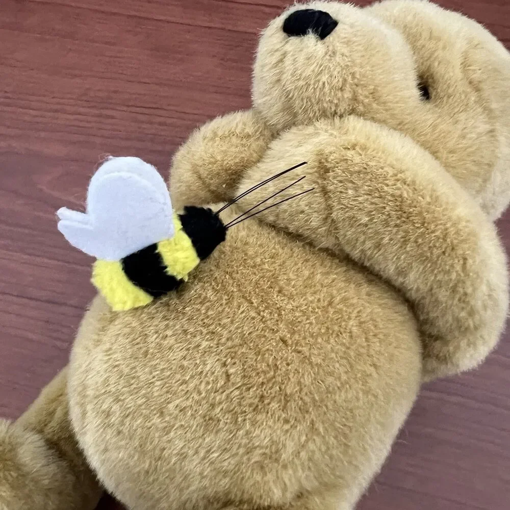 Classic Pooh by GUND x Disney Winnie the Pooh Plush Bee Around Belly 11” 1990s